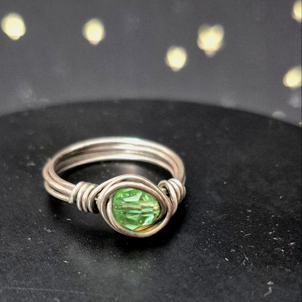 EUC Peridot Crystal Wire Wrap Ring